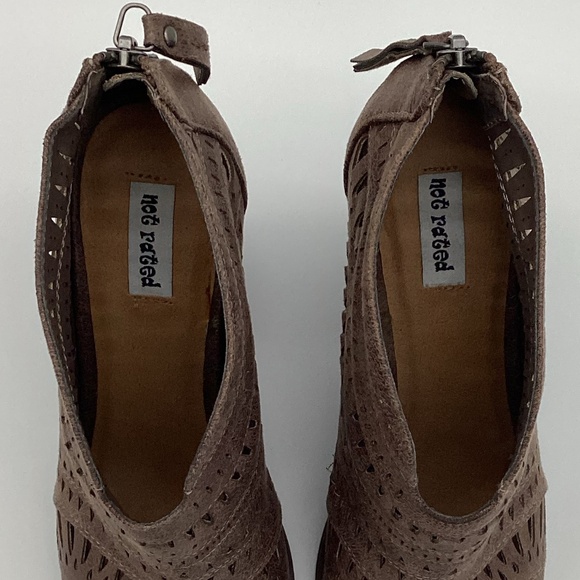 1725. Not Rated Brown Bootie NWOT Size 9 - Picture 5 of 8
